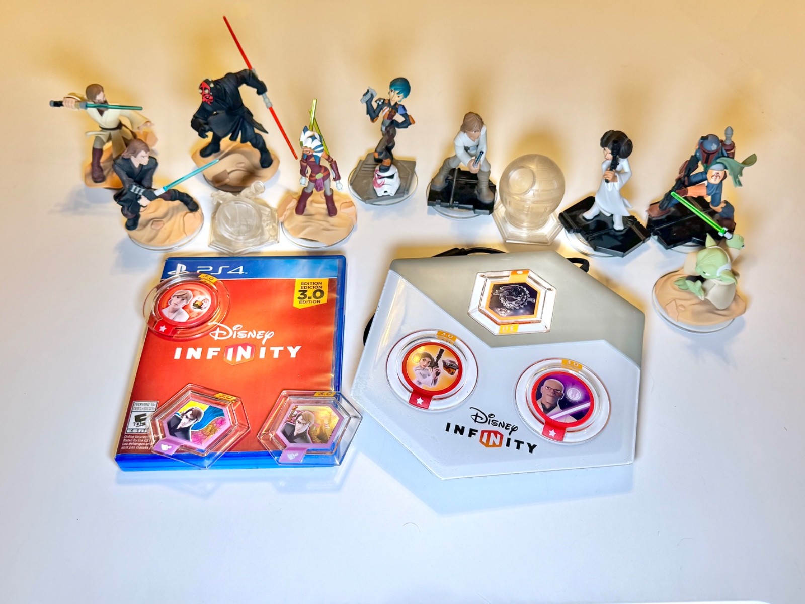 Disney Infinity 3.0 PS4 Game & Base with Star War sets inc. Sabine, Maul, Fett