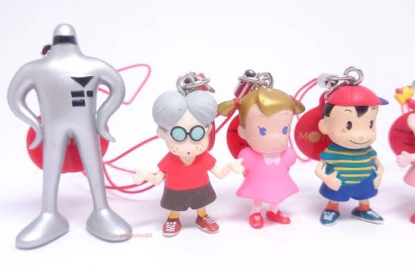 Mother (Earthbound) Figure Strap – Full Set of 6 (2015) Brand New Japan Import