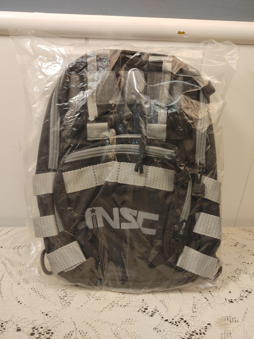 2016 Loot Crate Halo Series 1 [ Crate #1 ] USNC Gray Utility Satchel Backpack