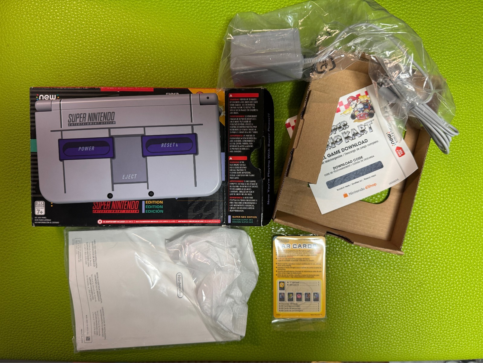 Nintendo 3DS XL – Super NES Edition + Super Mario Kart for SNES  VGA 95 MINT