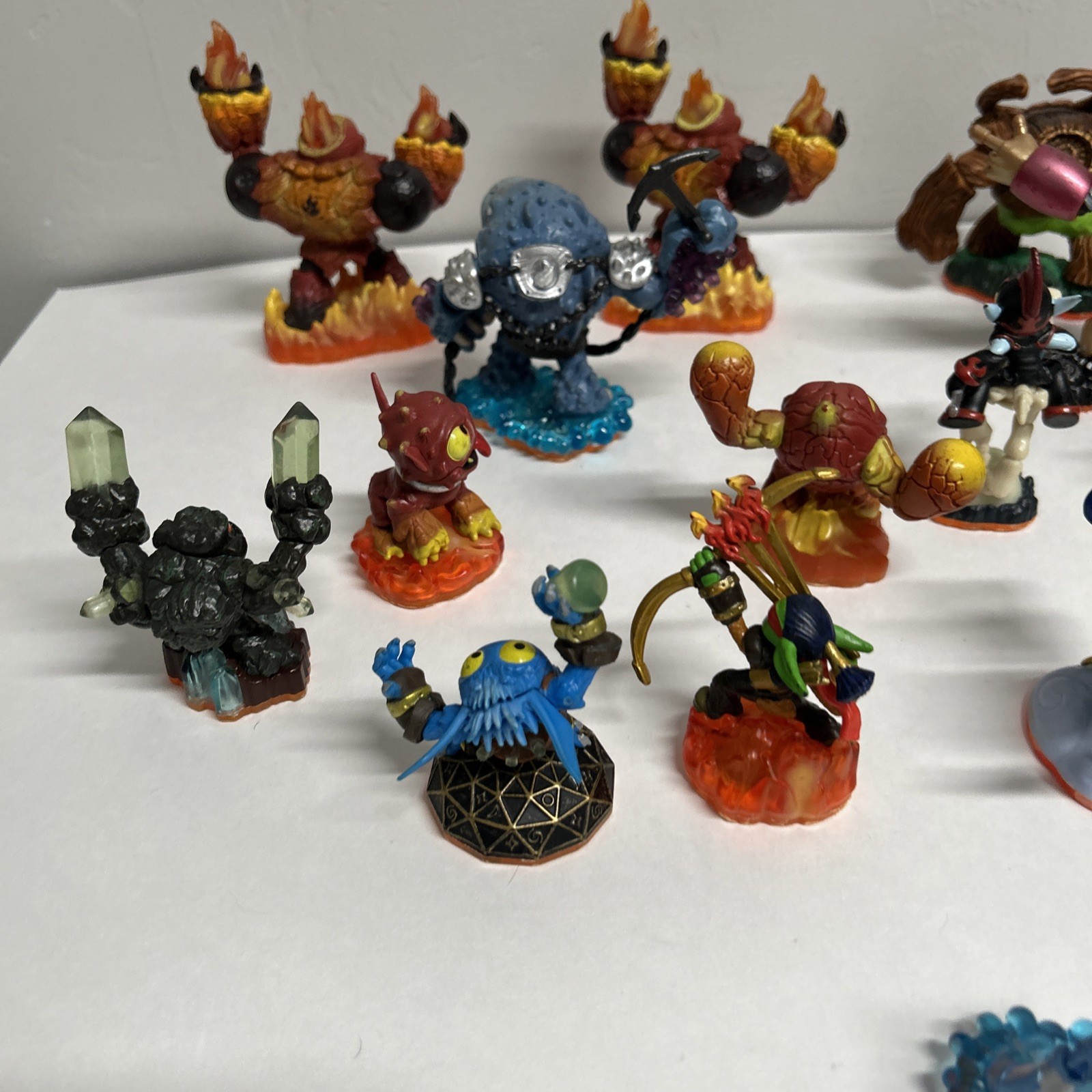 Skylanders Giants Mixed Lot of 21 Figures Activision Skylanders Figures READ