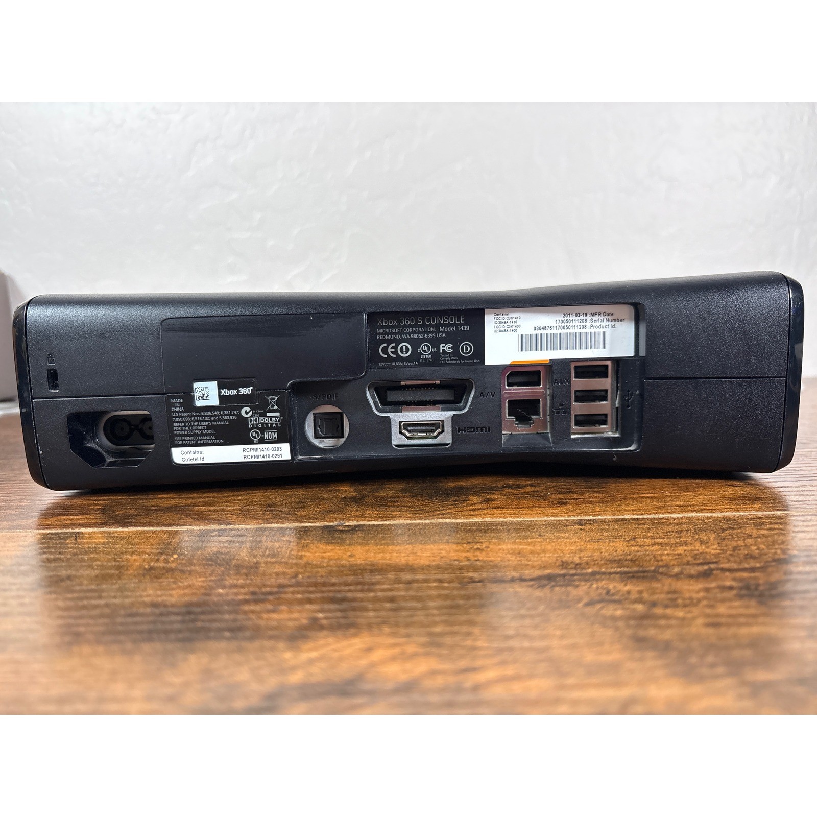 Microsoft Xbox 360 S Console Model 1439 Matte Black Slim Video Game System 2011