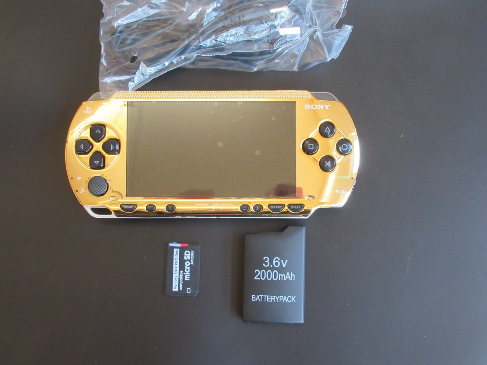 PSP 1000 Black/Gold w/ Ark-4 USB power/data HQ battery SANDISK 32gb working!