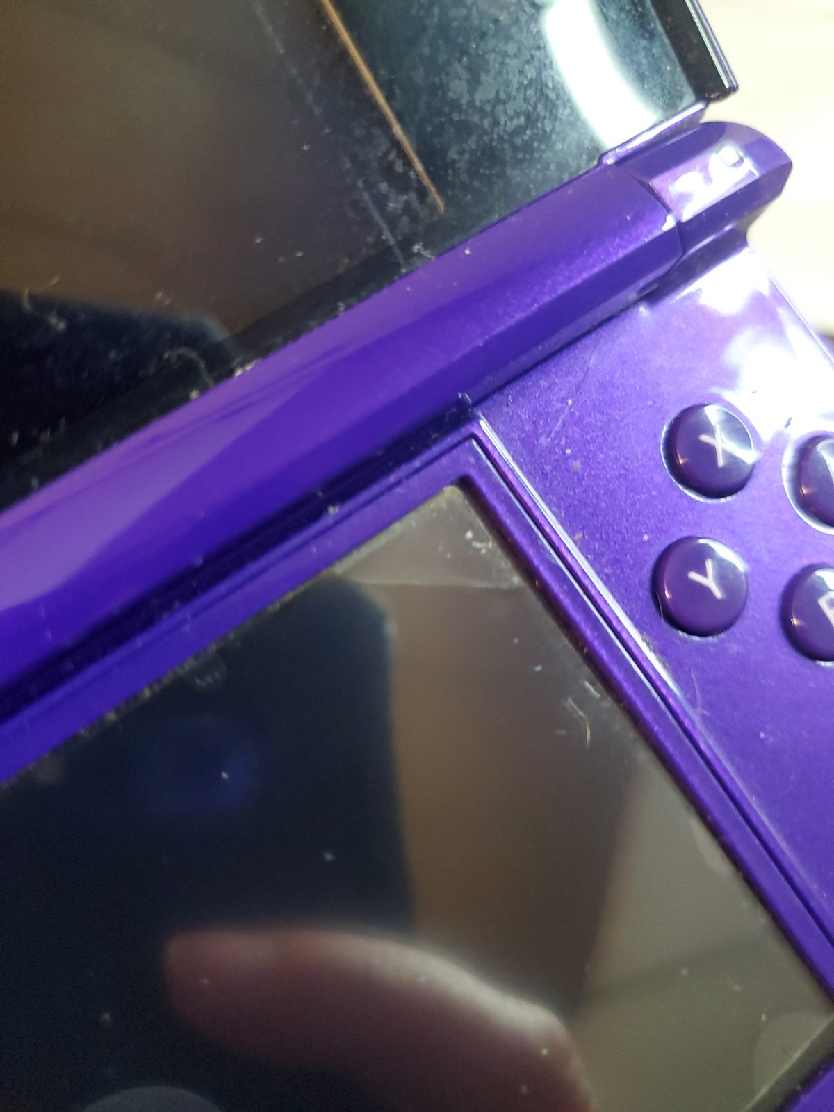 Purple Nintendo 3DS w Charger and Case