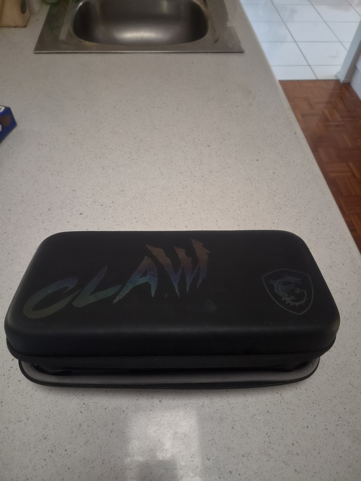 MSI Claw 8 AI+ 8” FHD Touch 120Hz Gaming Handheld Core Ultra7 (1TB) Barely Used