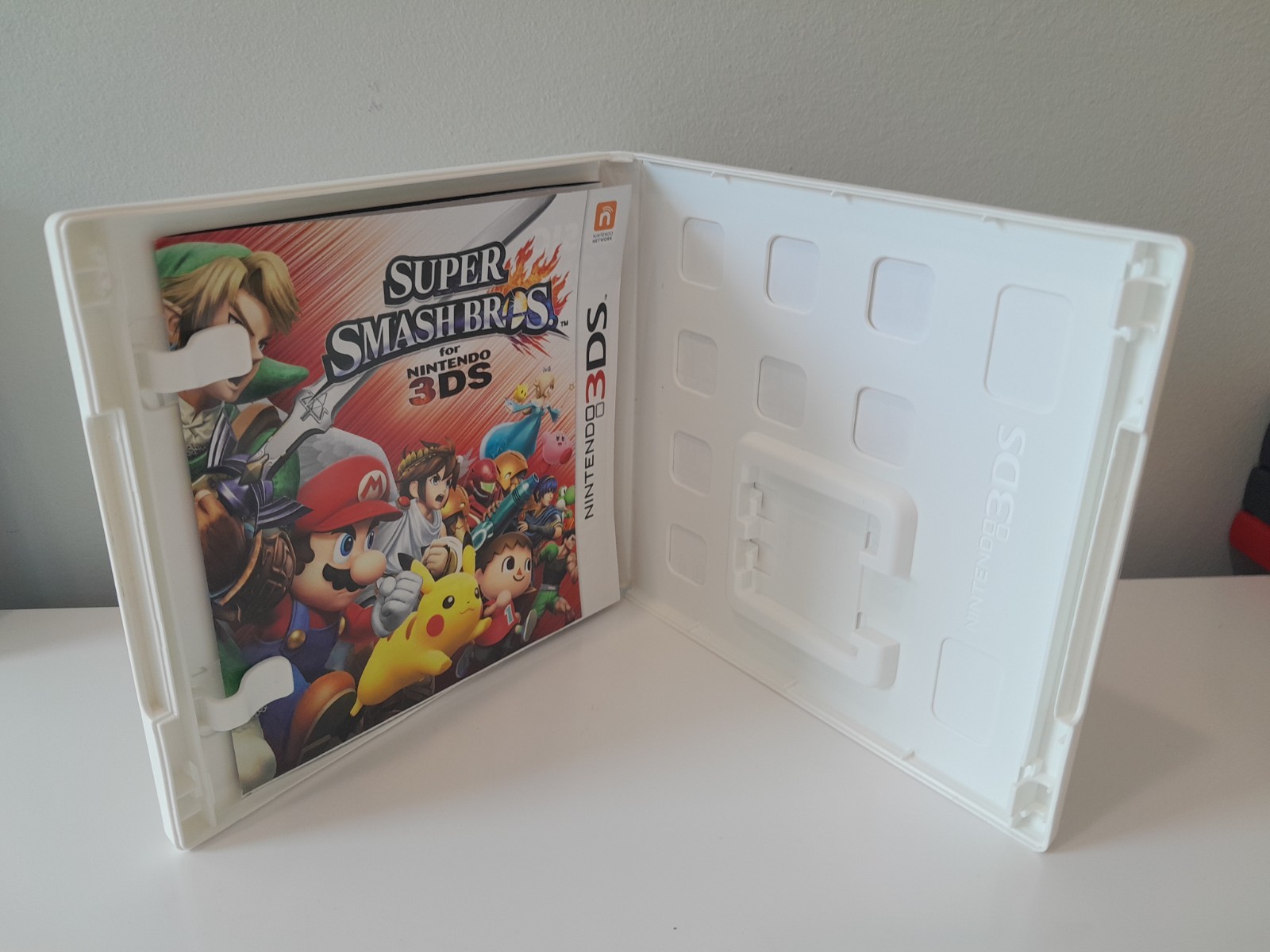 Nintendo DS & 3DS Case Only Lot Of 8: Mario Luigi Yoshi *No Games
