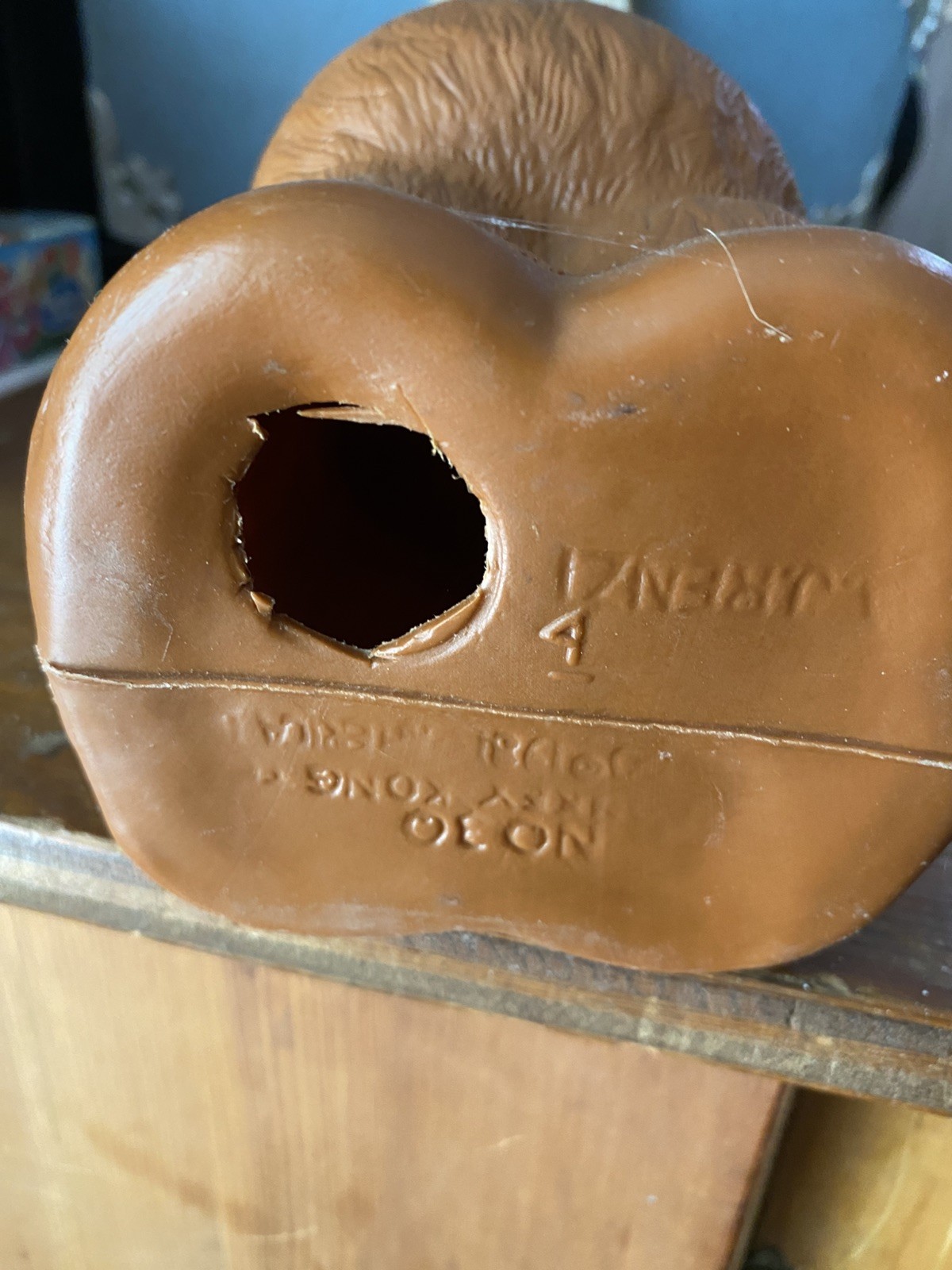 Vintage 1981 Donkey Kong Coin Bank Nintendo Plastic 10.5” J. Renzi #30 Blowmold