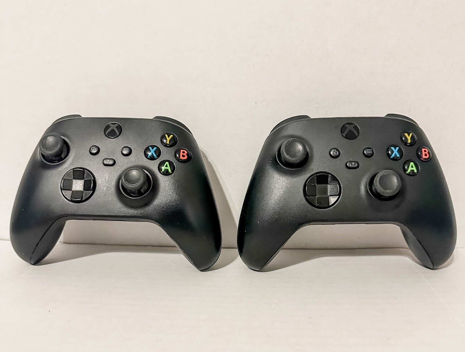 Lot Of 2 Microsoft Xbox Wireless Controller Black Model 1914 No Battery Covers