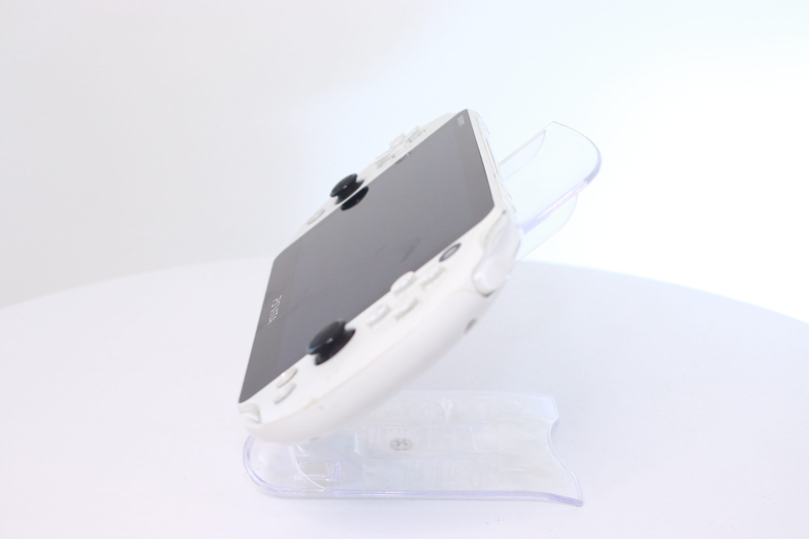 JP Game PS Vita PCH-2000 Glacier White [ Rank：B]