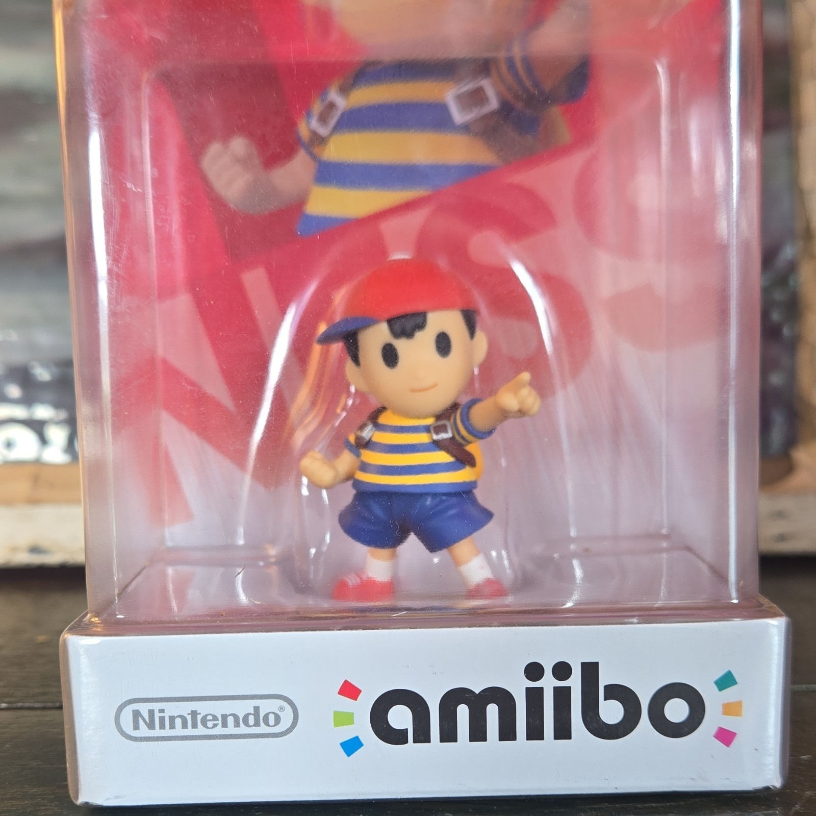 Nintendo amiibo Ness Collectible Figure for Super Smash Bros.