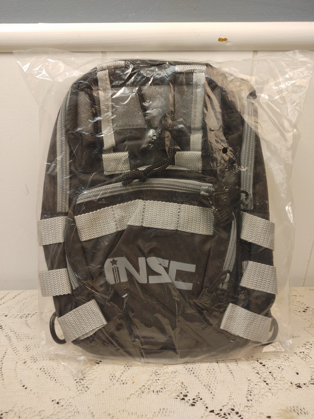 2016 Loot Crate Halo Series 1 [ Crate #1 ] USNC Gray Utility Satchel Backpack