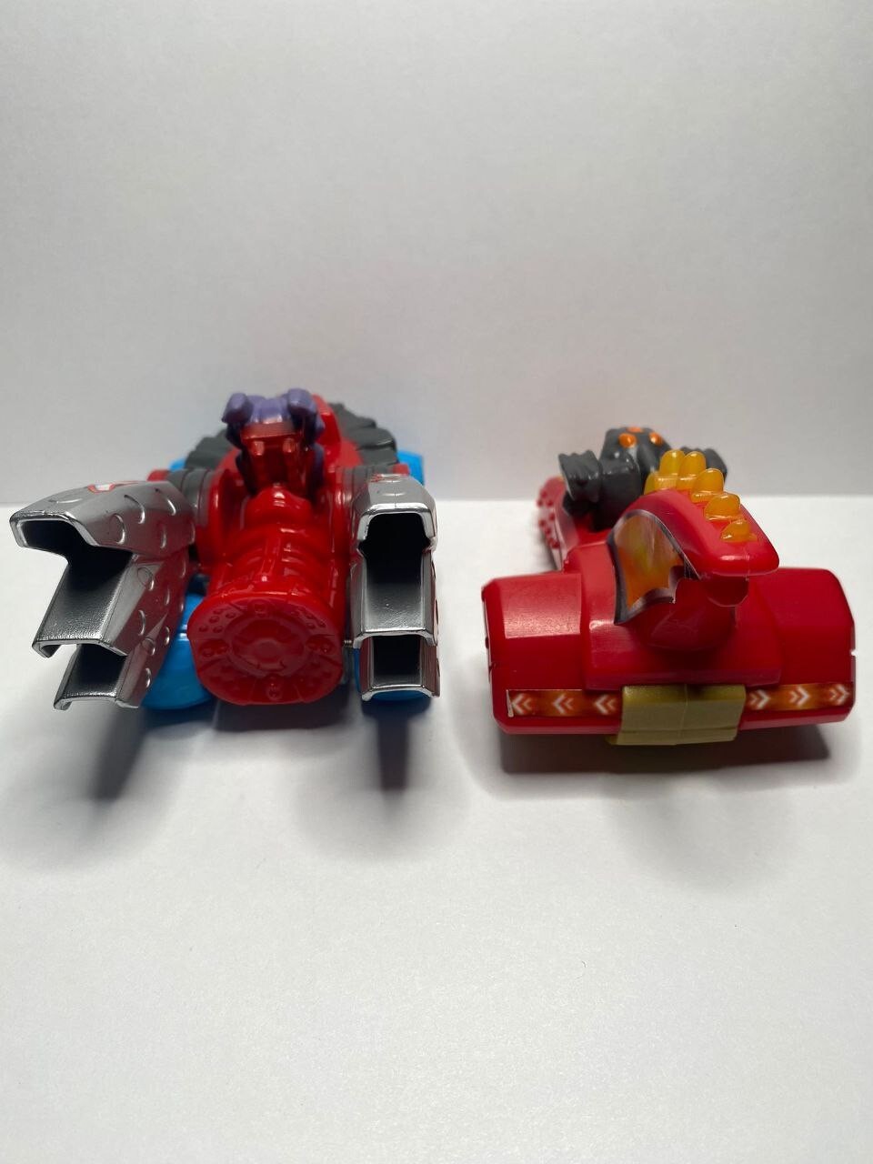 2 McDonald’s 2016 Activision Skylanders Superchargers Spitfire And Terrafin Toys