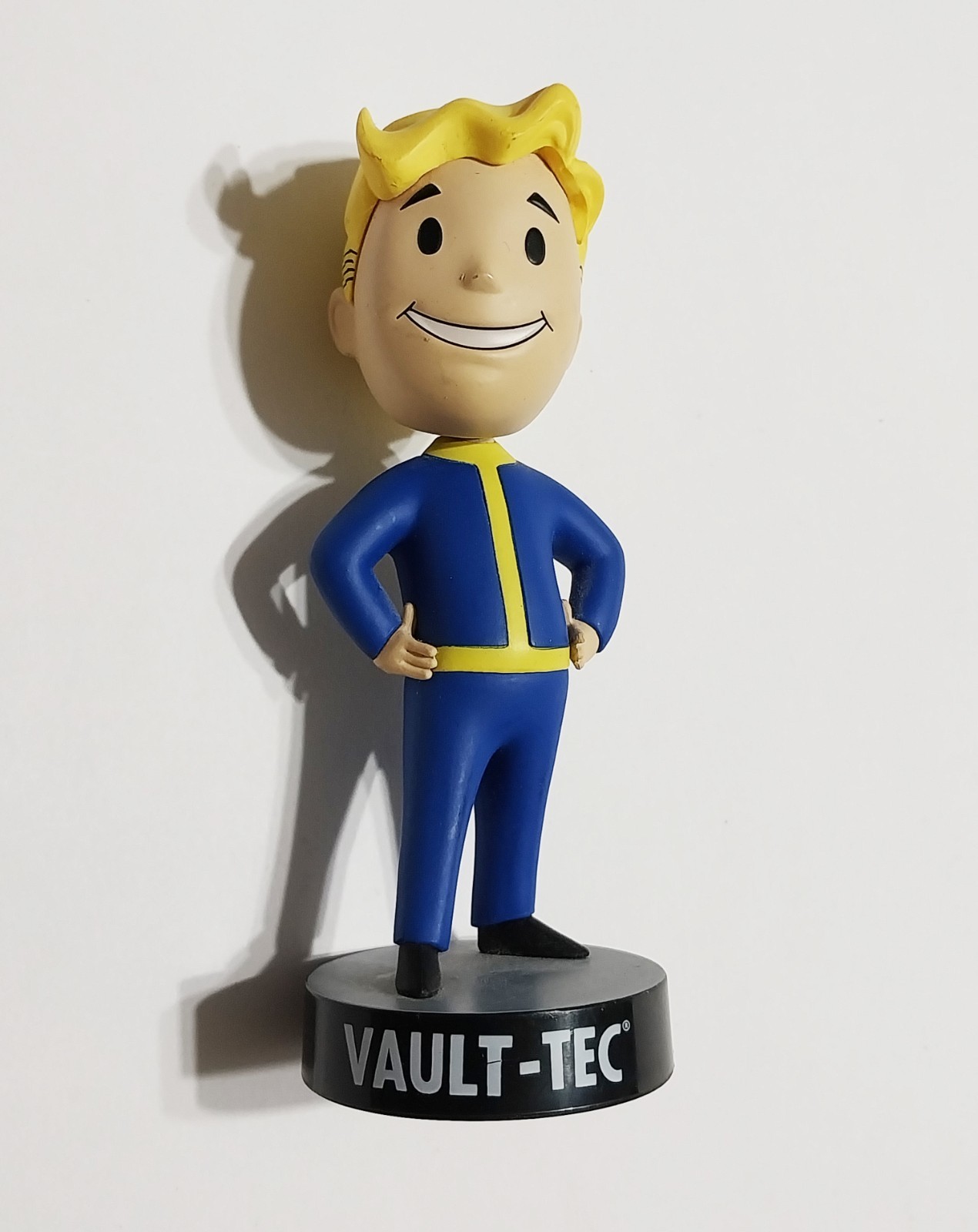 Fallout 3 Collectors Edition Vault-Tec 5″ Vaultboy #101 Bobblehead 2008 Bethseda