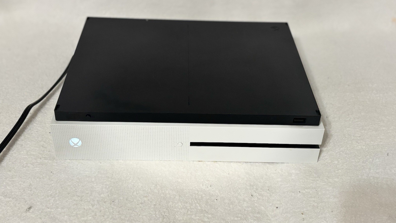 microsoft xbox one x 1tb console