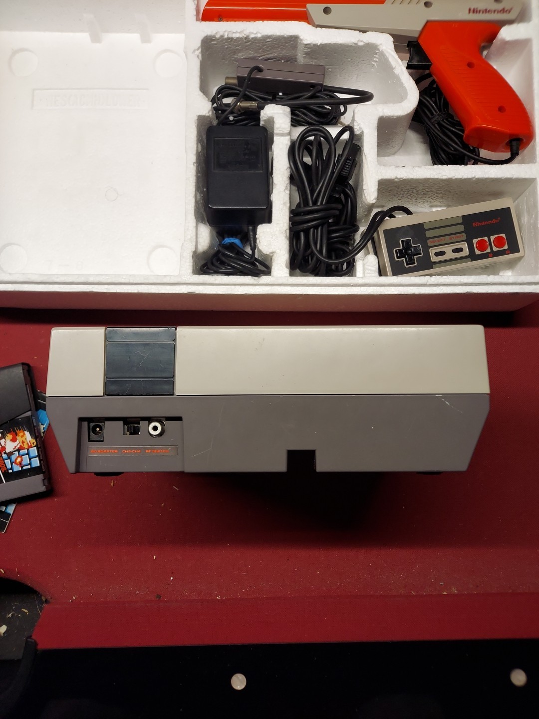 Nintendo NES Action Set Console System Tested Working Controllers Zapper Mario