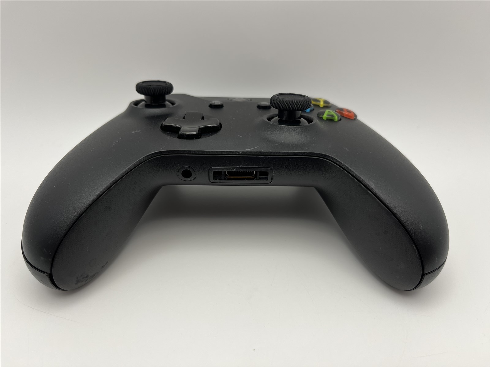 Genuine Microsoft Xbox ONE Wireless Controller Black with headphone jack Tested