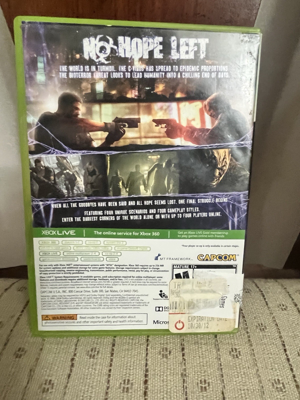 Resident Evil 6 (2012) 2 Discs Xbox 360 PRISTINE NO INSTRUCTIONS Preowned