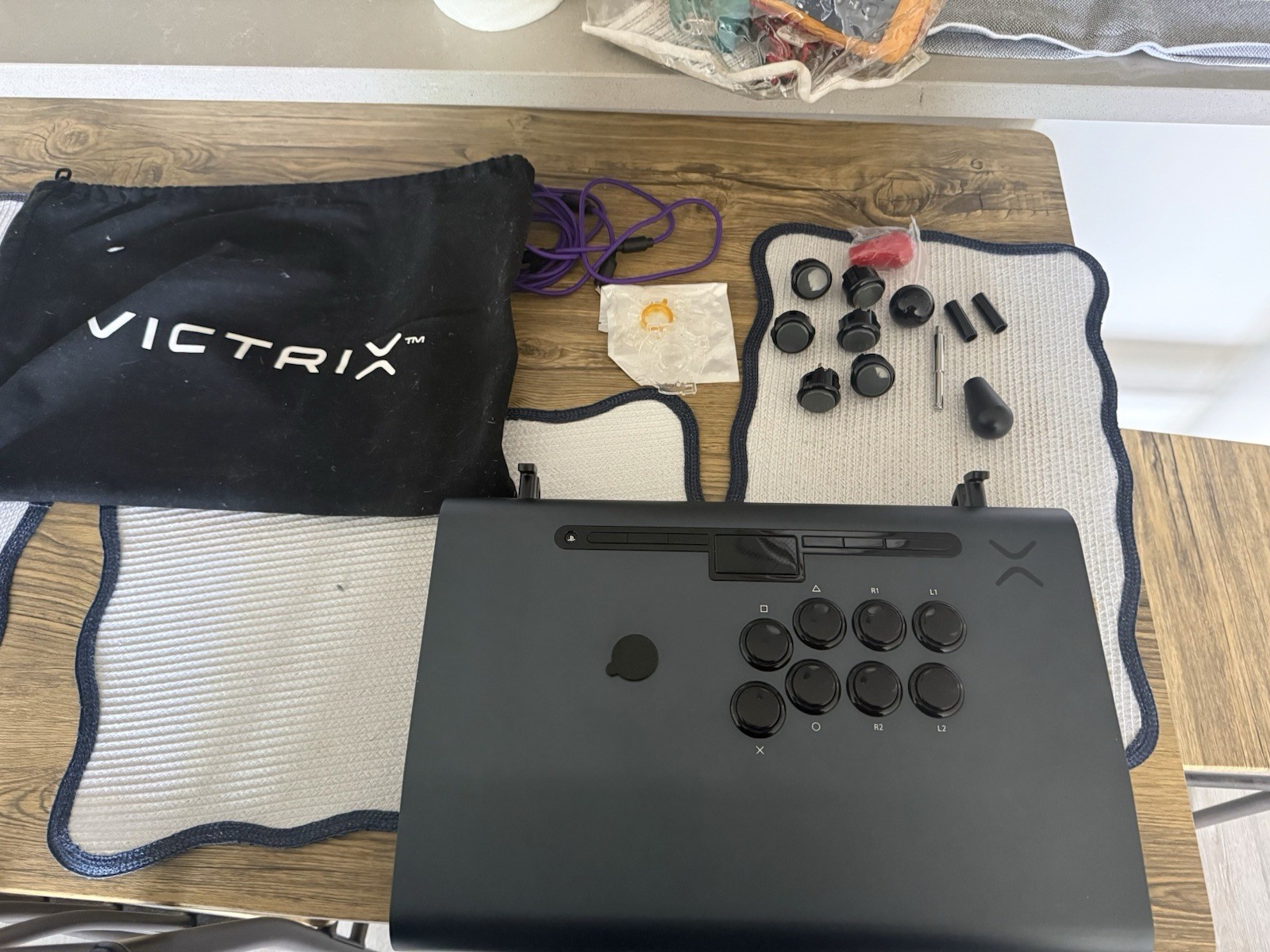 Victrix Fighting Stick Arcade Pad Controller – Black Arcade Fight Stick