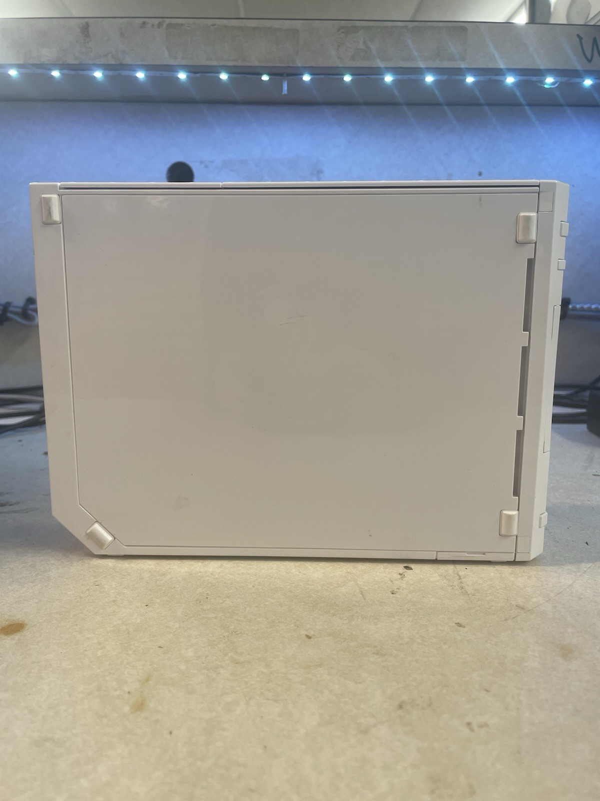 Nintendo Wii 512Mb Console – White- Console Only-READ DETAILS