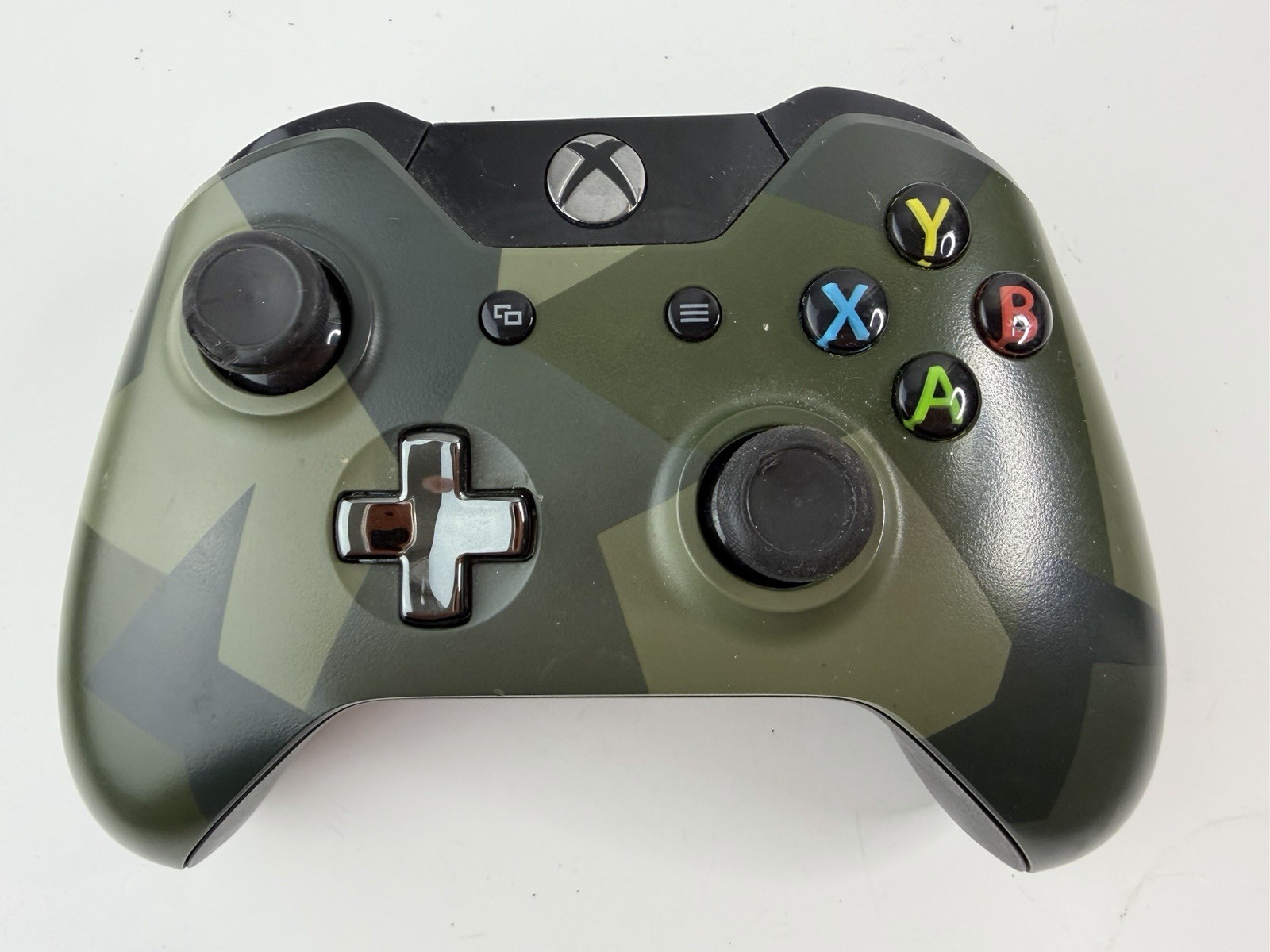 Microsoft Xbox One Wireless Controller Model 1537 Armed Forces Green Camo