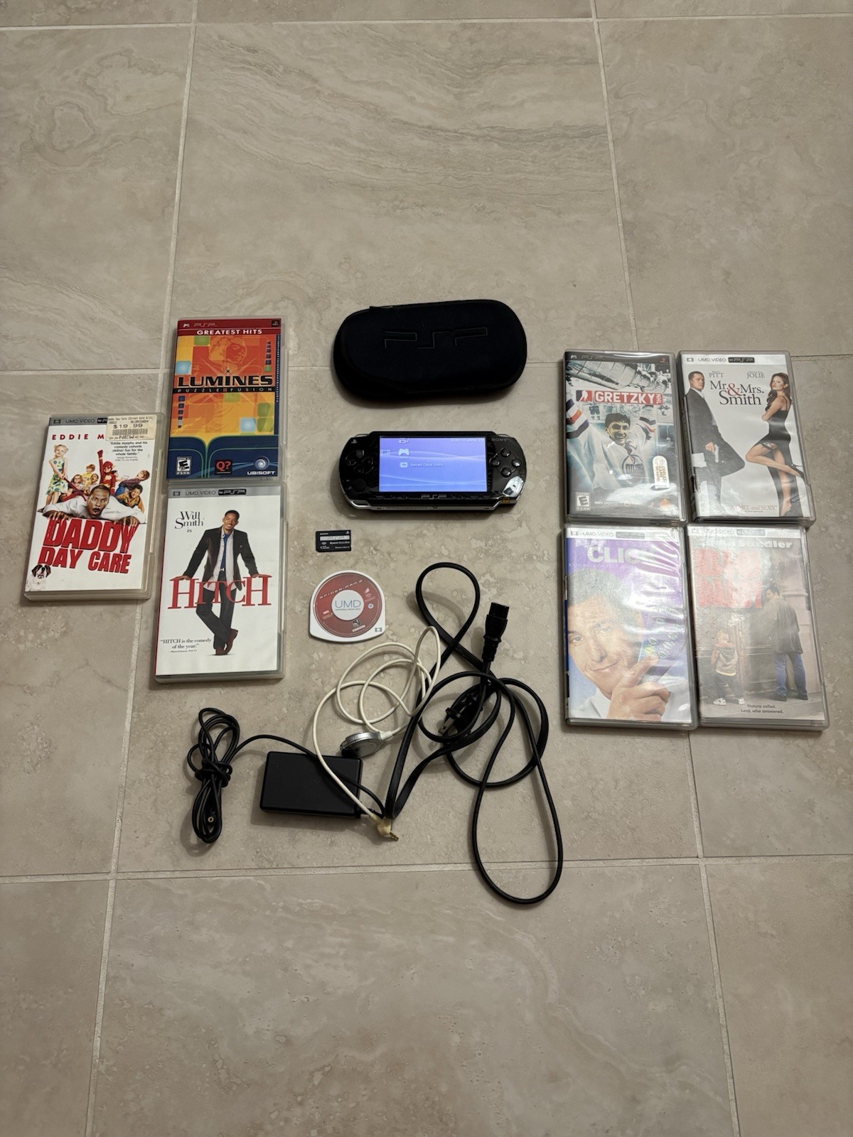 Sony PSP 1000 Portable Tested Bundle Near Mint Condition With Charger & UMDS