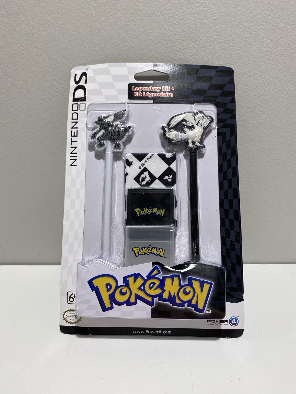 POKEMON legendary kit white black for DS factory sealed