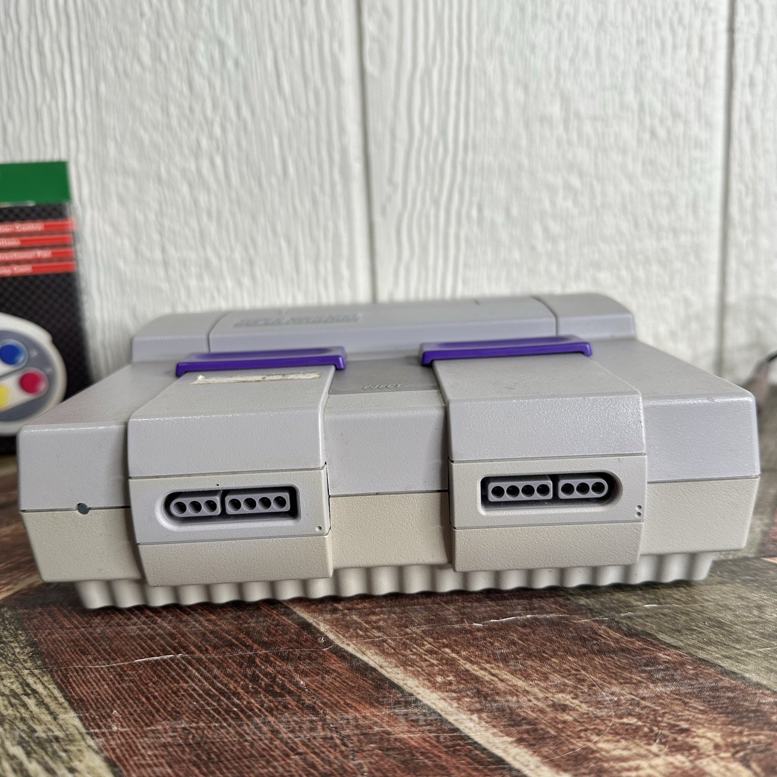 Super Nintendo SNES Console SNS-001 Bundle w/ Lemmings & Cleaning Kit + 2 Contls