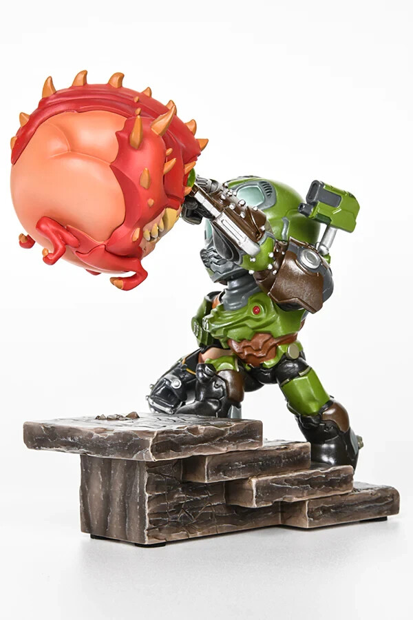 Doom Eternal Slayer vs Cacodemon Mini Figure Statue Limited Official NEW