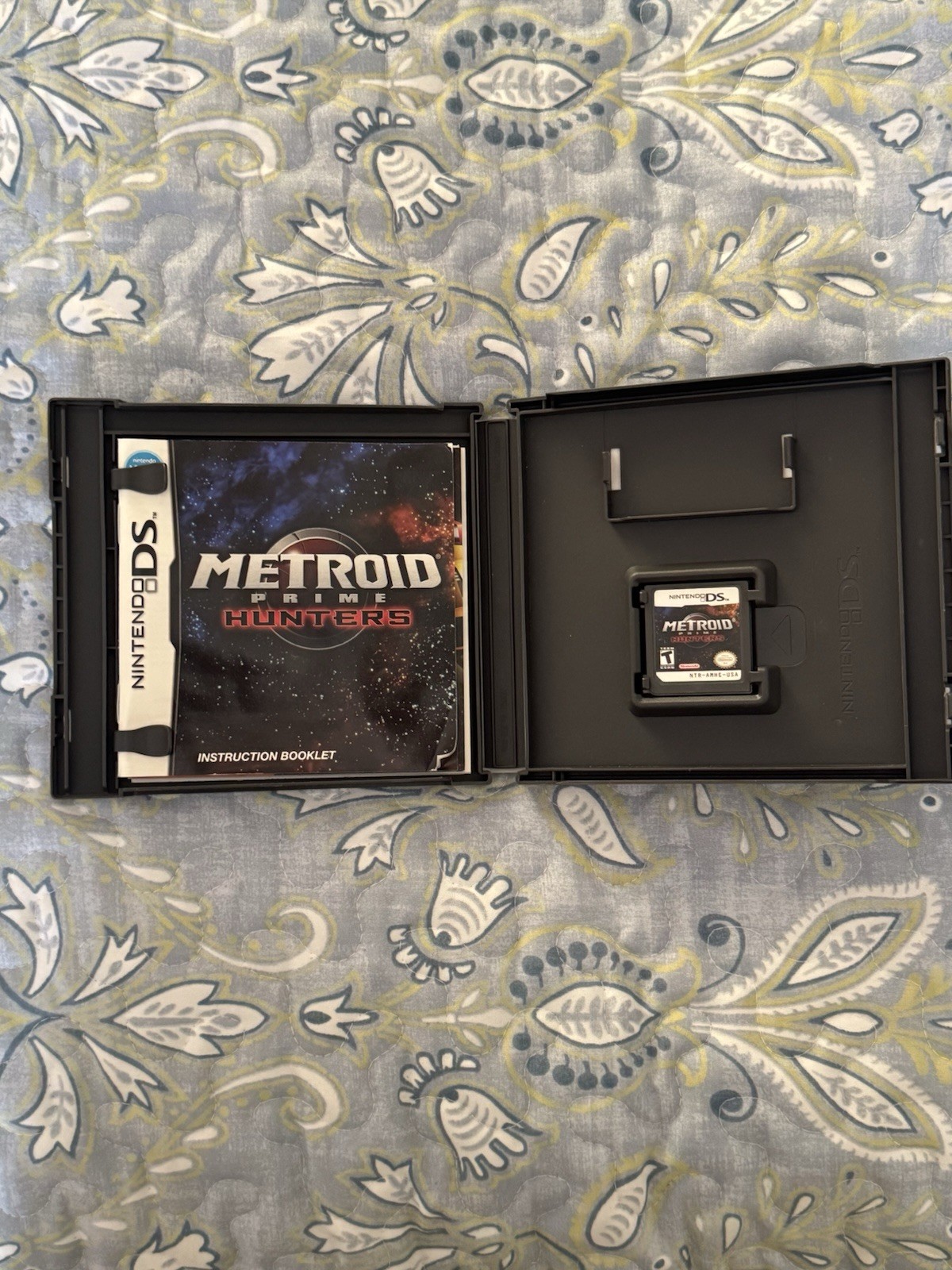 Metroid Prime: Hunters (Nintendo DS, 2006)