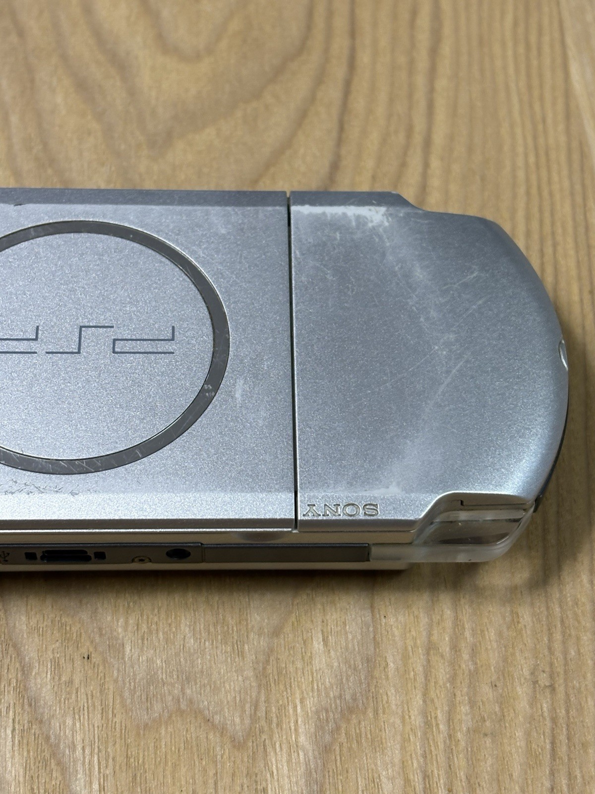 Sony PSP-3000 Mystic Silver Handheld Console PSP-3000MS Japanese