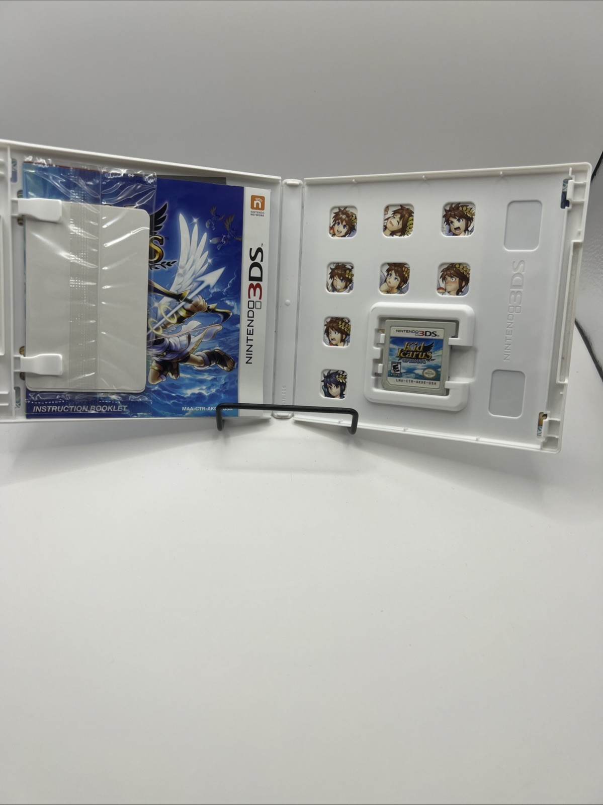 Kid Icarus Uprising Nintendo 3DS CIB Complete +AR Cards Palutena Rare 🎮