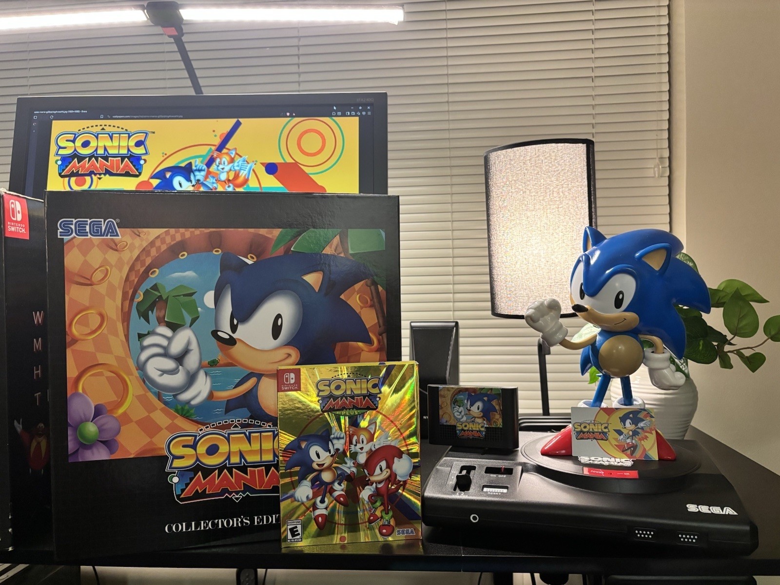 Sonic Mania Collector’s Edition + Sonic Mania Plus Bundle (Nintendo Switch)