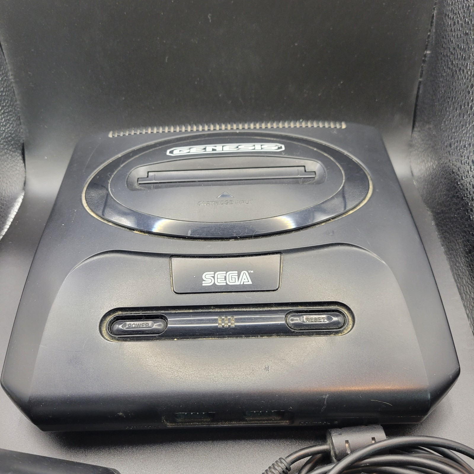 Sega MK-1631 Genesis 1 Console plus some cables