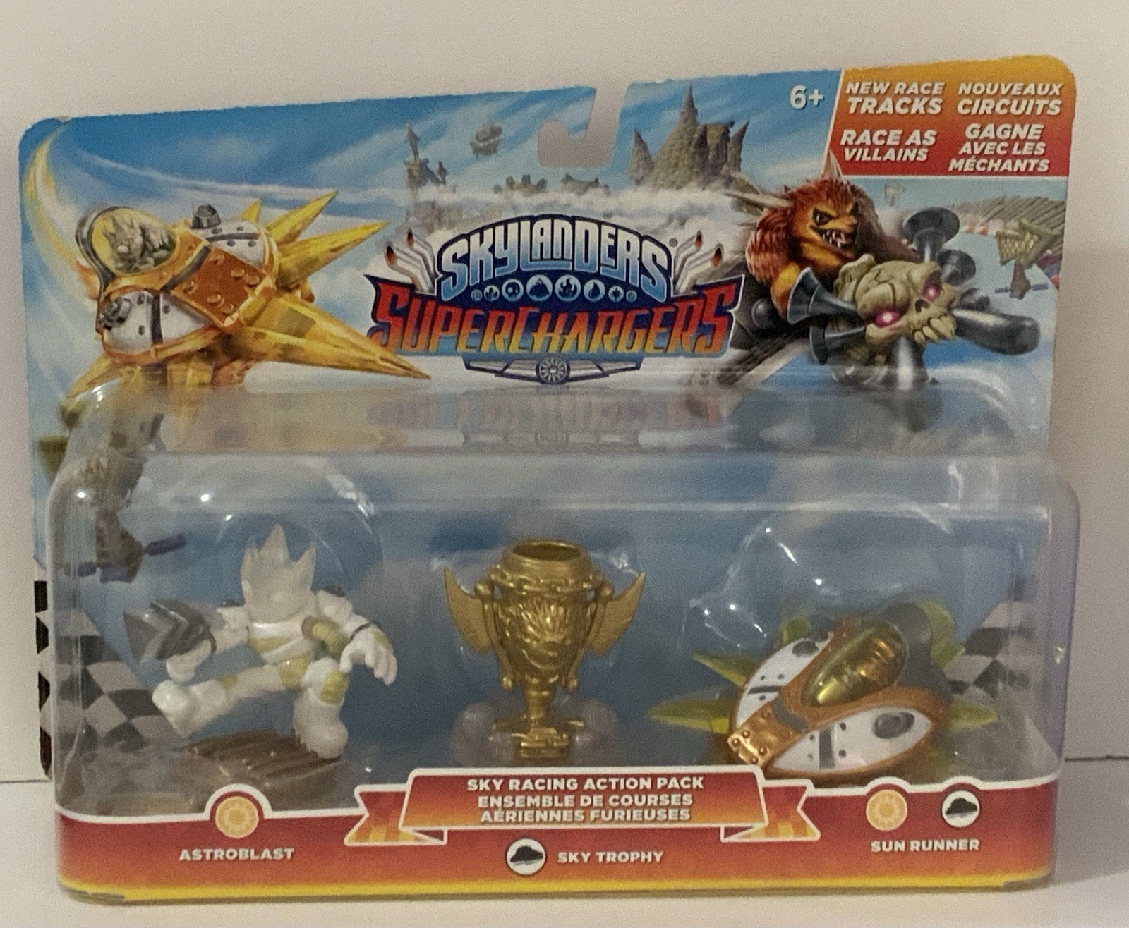 Skylander Supercharger Legendary Sky Racing Action Pack