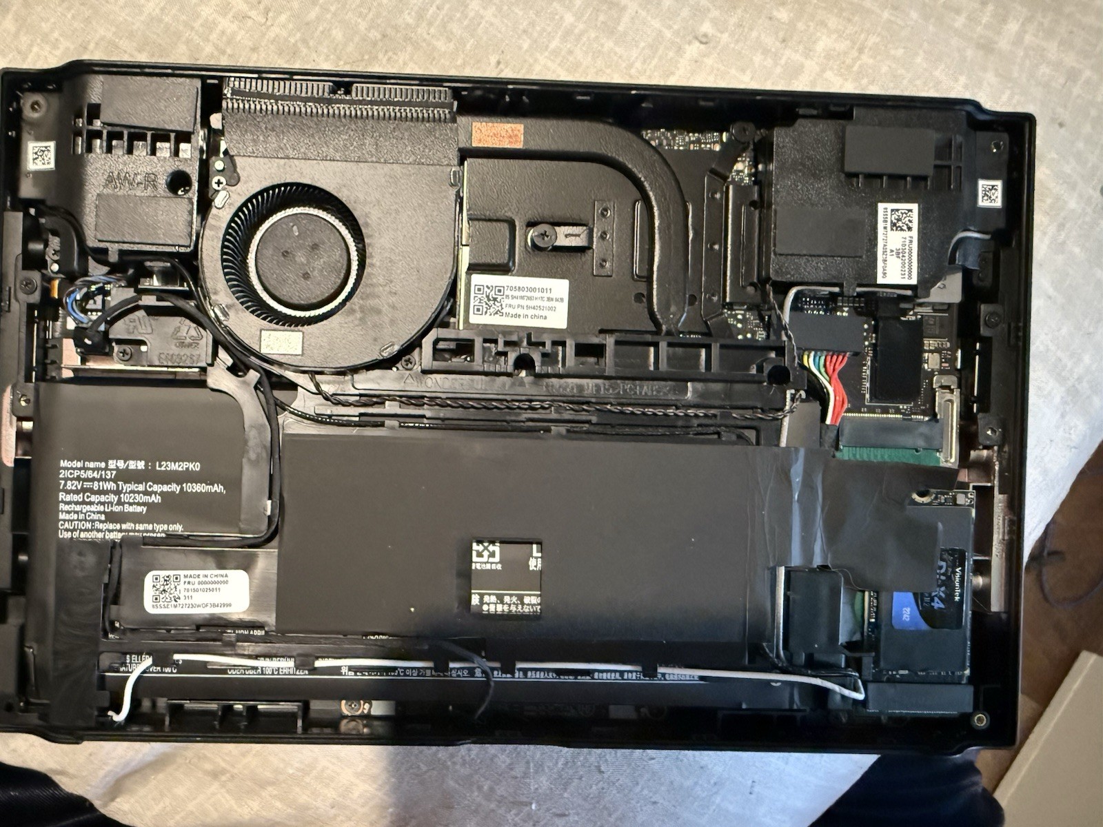 Lenovo Legion Go Z1 Extreme 1TB Internal Storage, 16GB, And Customs!! READ Des