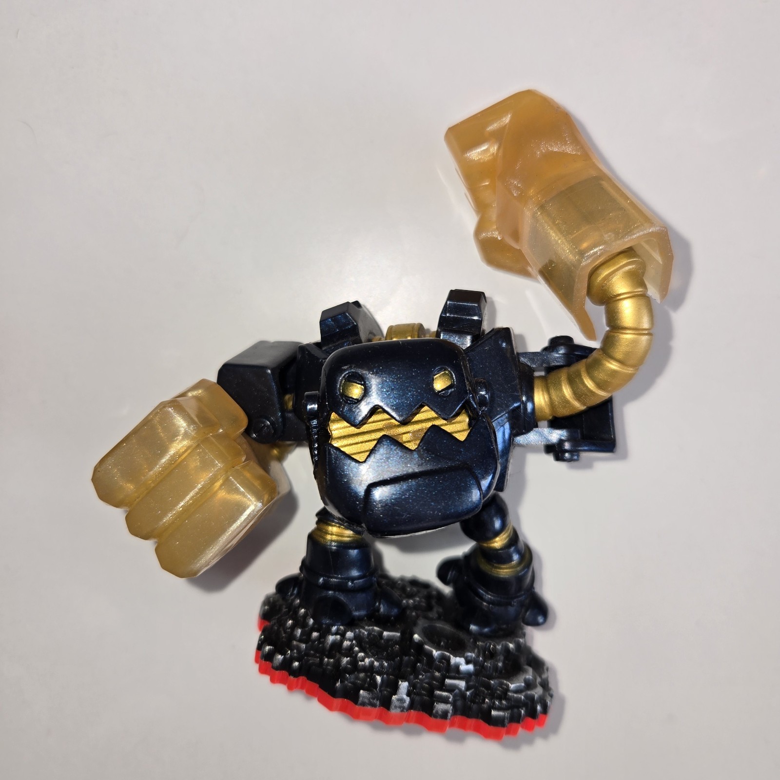 Skylanders & Disney Infinity Lot 12 Figures + 2 Xbox 360 Portals Untested