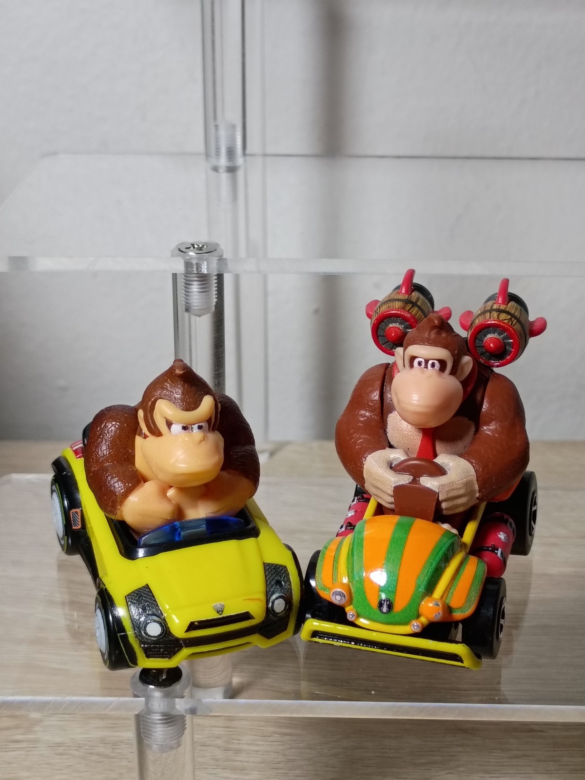 4-PK SUPER MARIO KART Hot Wheels DONKEY KONG Lot Diddy Jungle Movie Sports Coupe