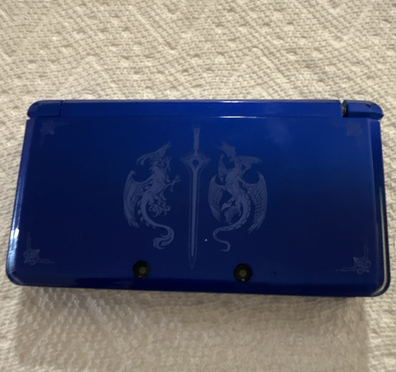 Nintendo 3DS CTR-001 Blue Handheld w/ Stylus, Toshiba 2GB SD, Wi-Fi