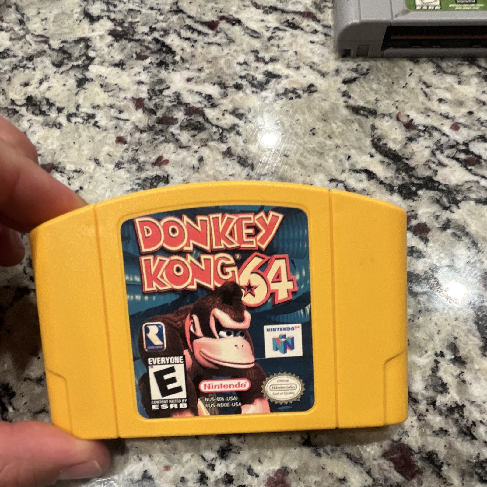 Nintendo Donkey Kong 64 (Nintendo 64, N64) Almost Perfect condition