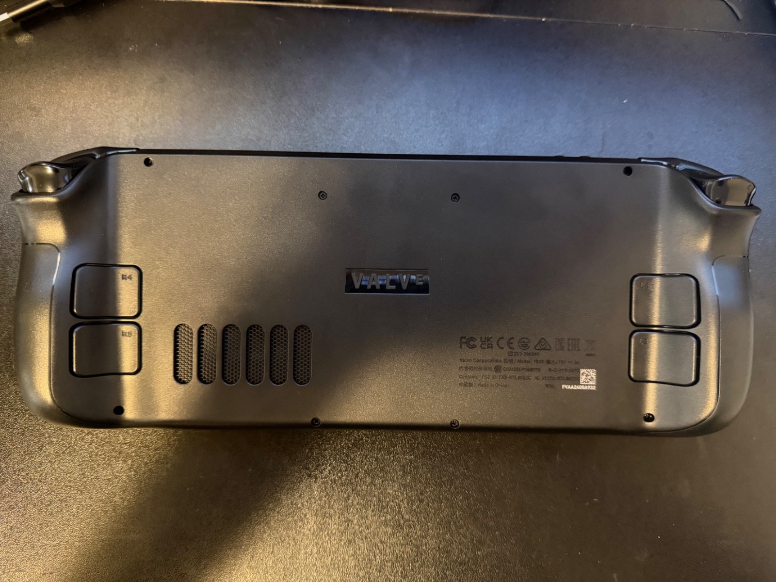 Valve Steam Deck 512GB LCD Model 1010 w/ Carrying Case
