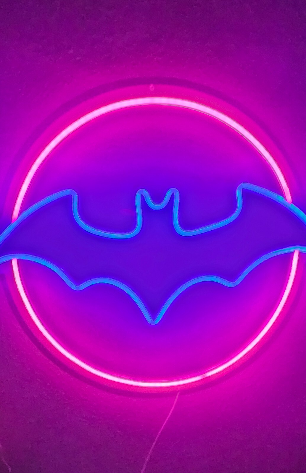Batman DC comics 16.5 inches diameter neon sign bright pink/blue