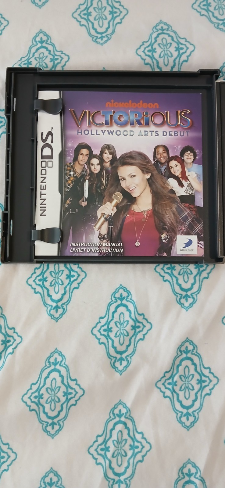 D3 Publisher Victorious: Hollywood Arts Debut Nintendo DS 2011 w/Manual, Tested.