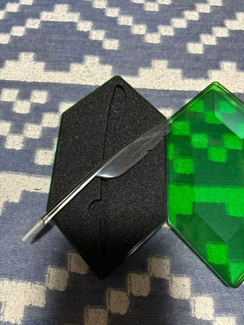 Nintendo DS Legend of Zelda Spirit Tracks Feather Stylus Pen
