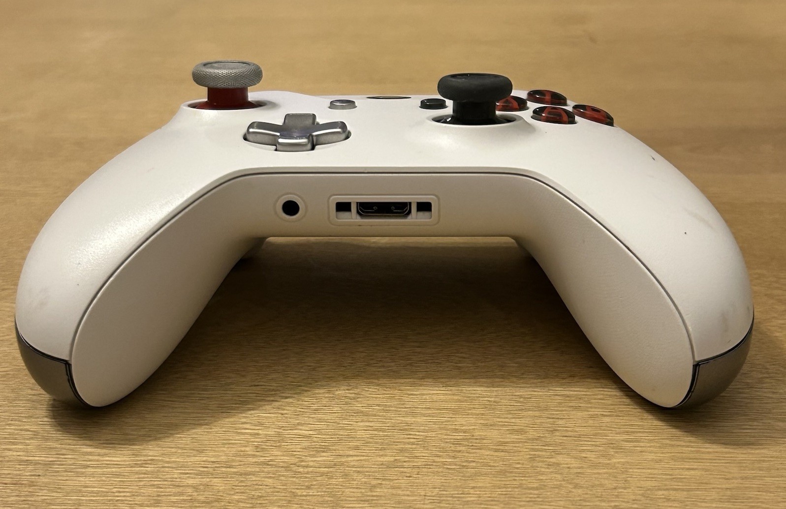 Microsoft Xbox One Wireless Controller 1708 White Silver Red Custom Tested Works