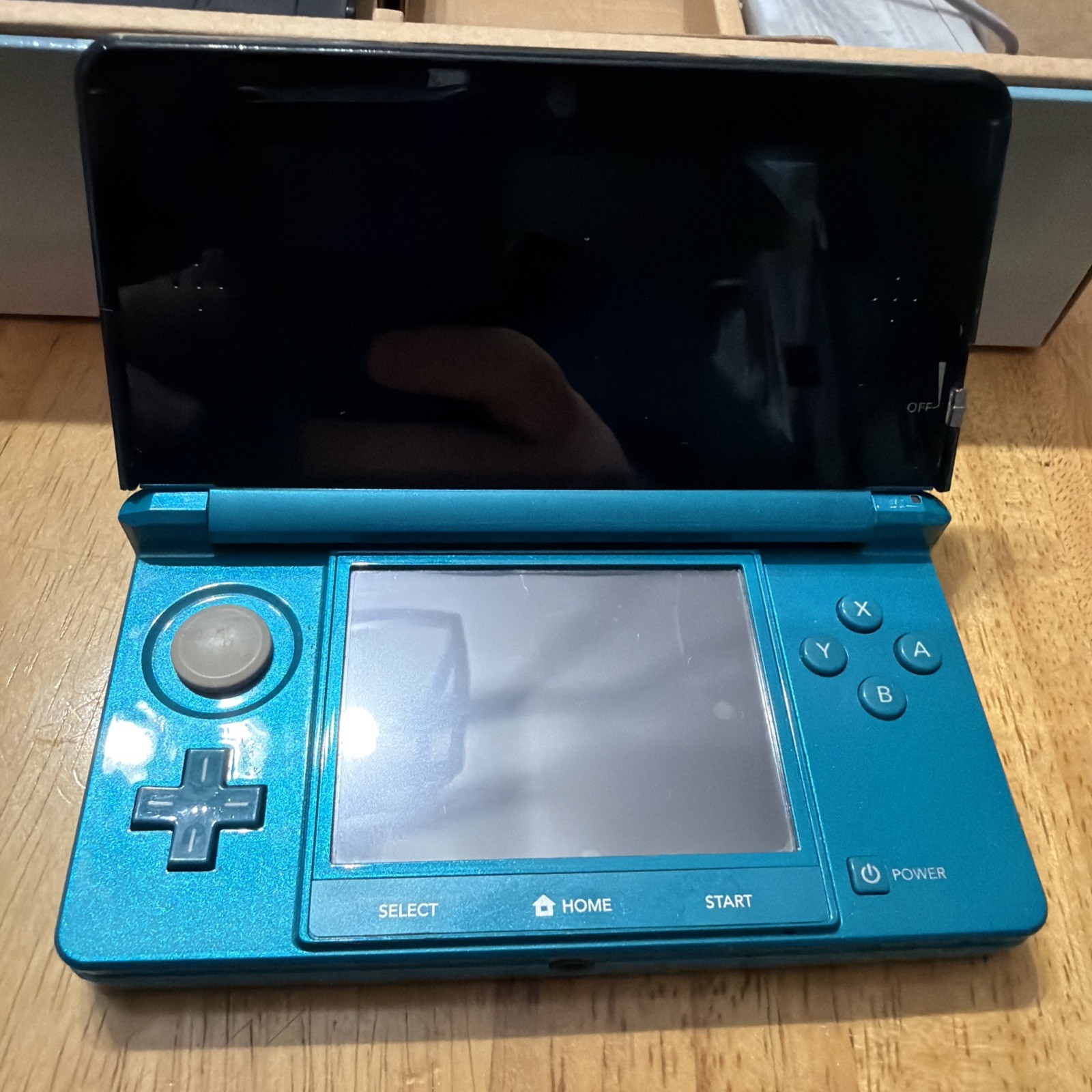 Nintendo 3DS Handheld System – Aqua Blue W/box, Manuals, And Charger.