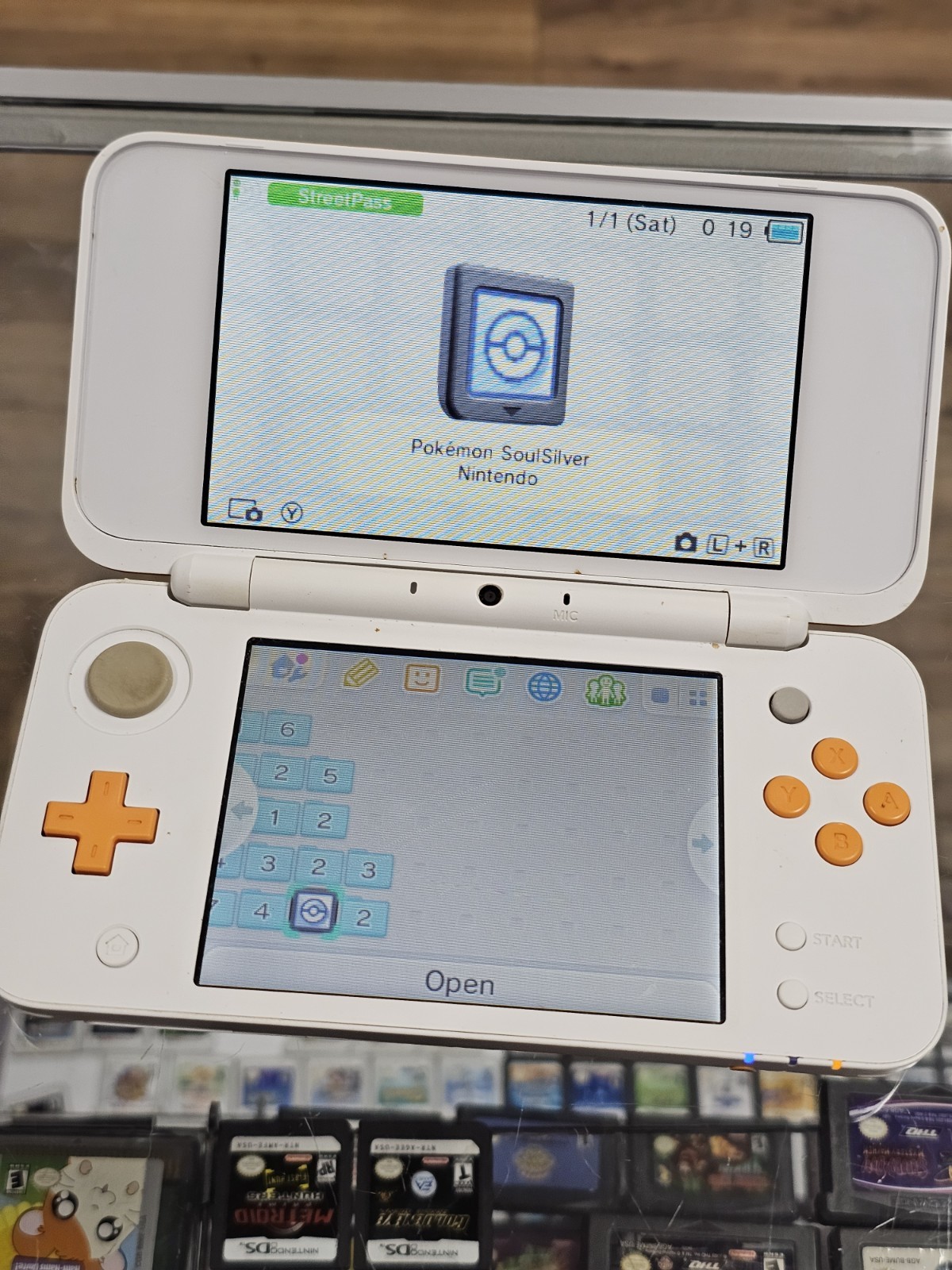Nintendo 2DS XL Console White/Orange Tested With Games READ DESCRIPTION