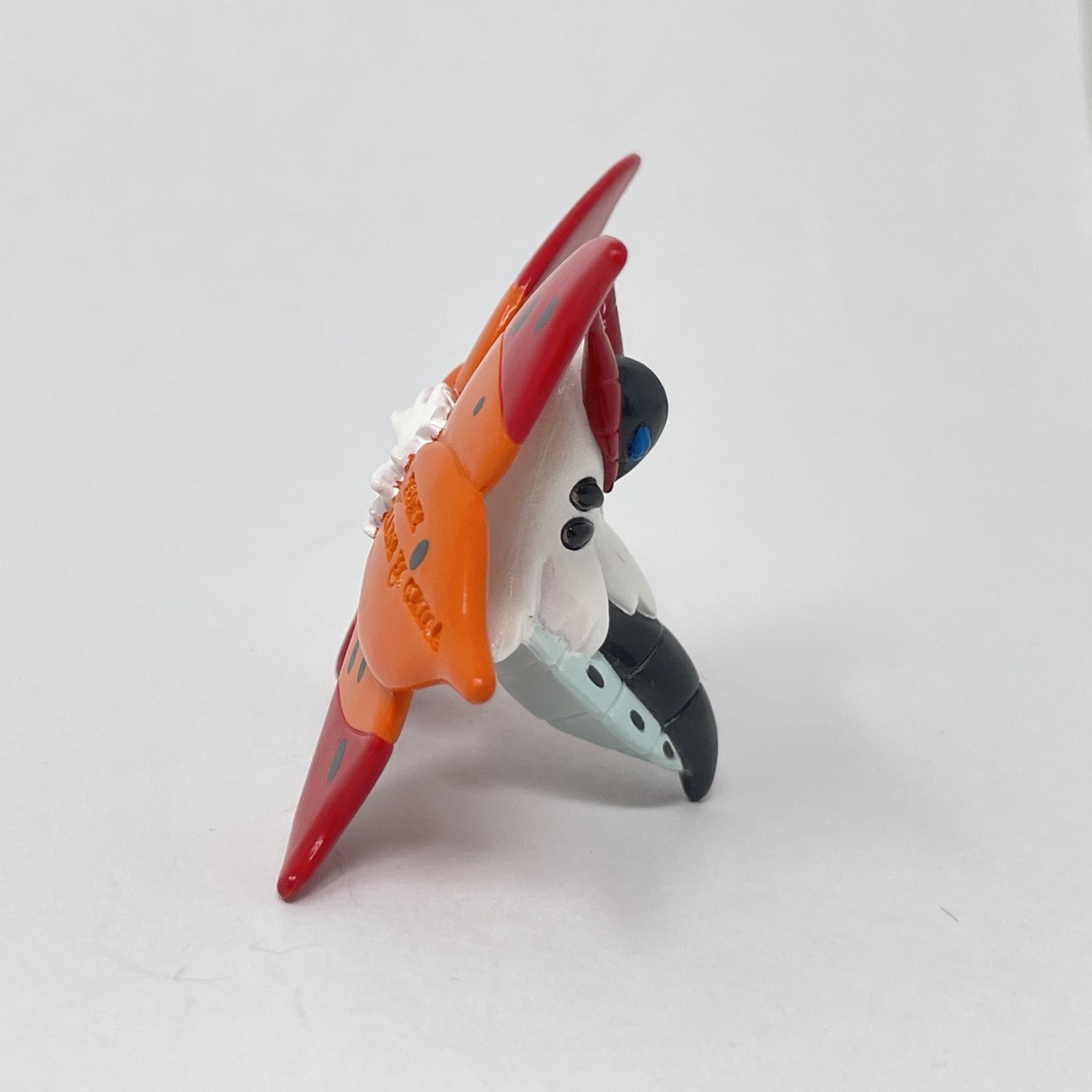 Volcarona Pokemon Monster Collection Figure Takara Tomy 2011
