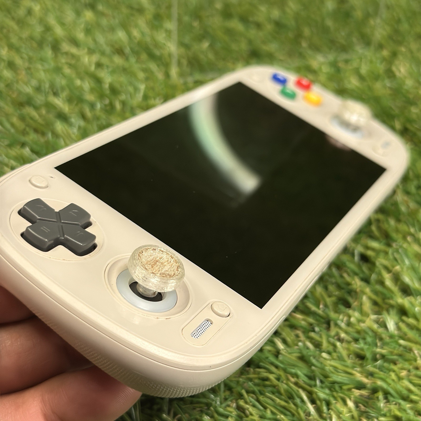 Retroid Pocket 5 Handheld Console White , New Grip, No case included