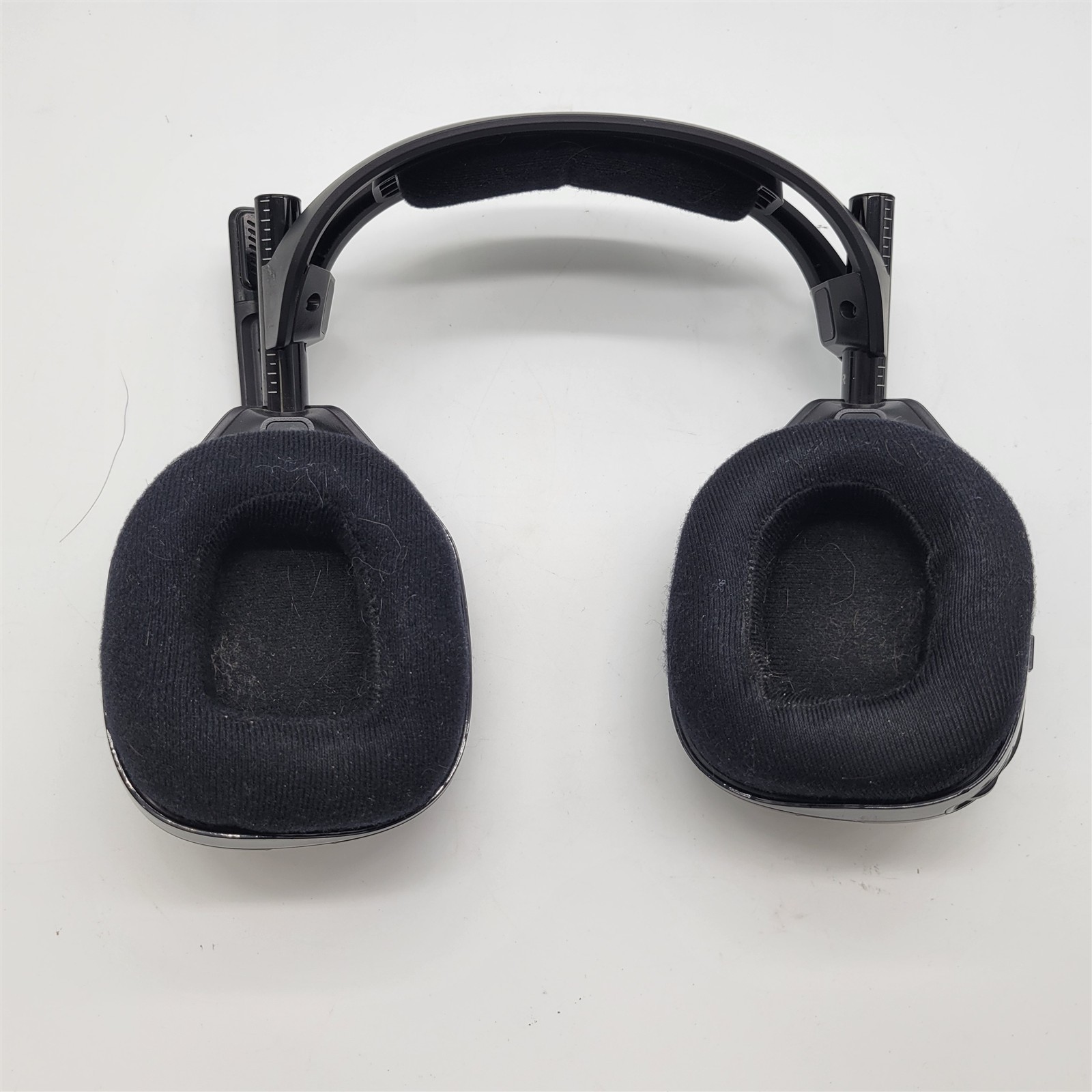 ASTRO Gaming A50 Wireless + Base Station for Xbox/PC (Black/Gold)