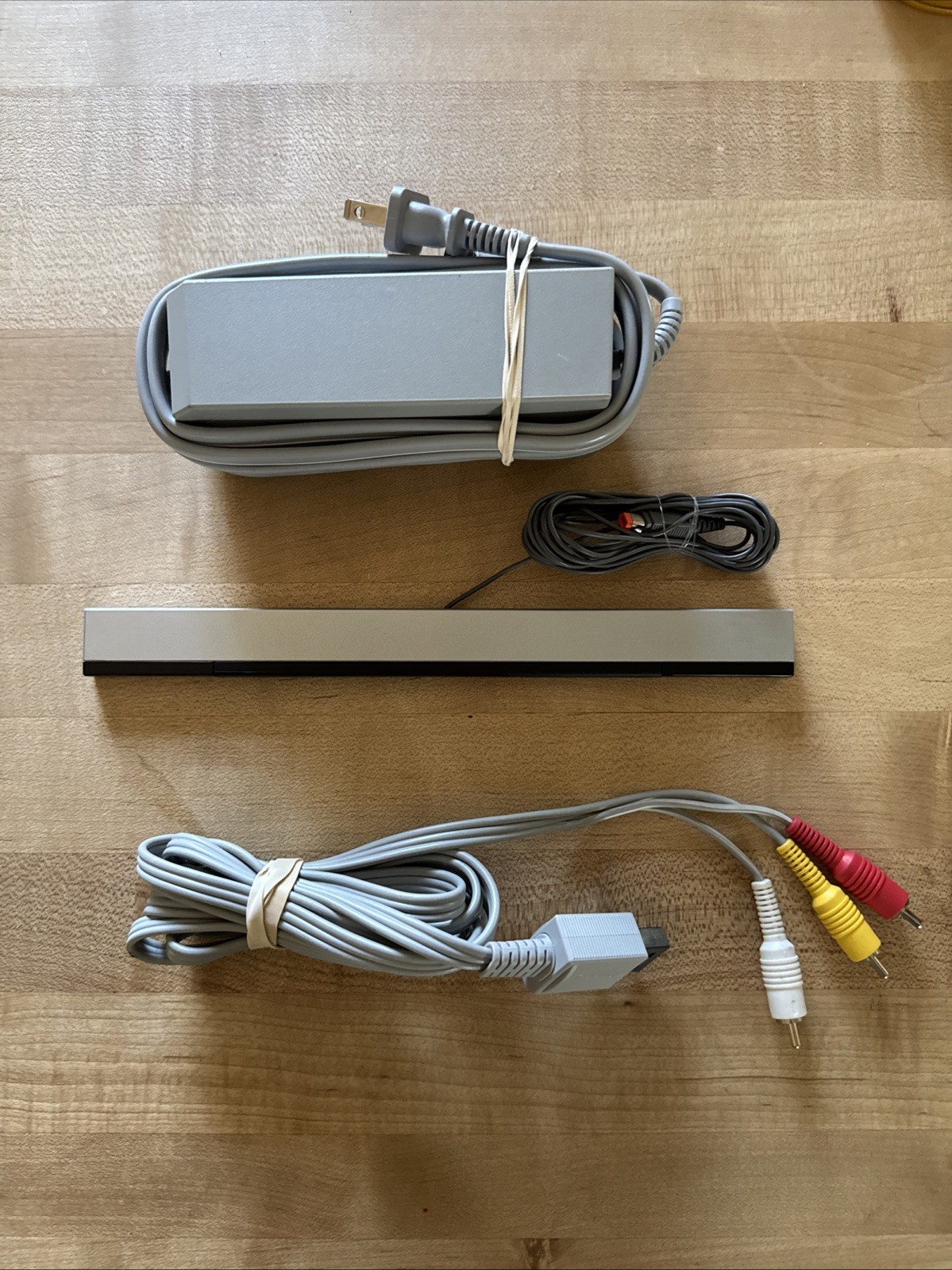 Original OEM Nintendo Brand Wii Power Cord, AV Cable, Sensor bar Bundle – TESTED